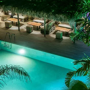 Alsus Boutique - Adults Only Αμουδάρα