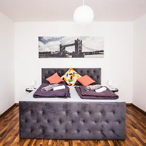 Nahe Belvedere Garden Apartment Wien